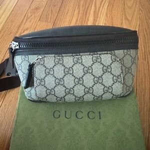 Gucci GG Supreme Eden in Neutrals